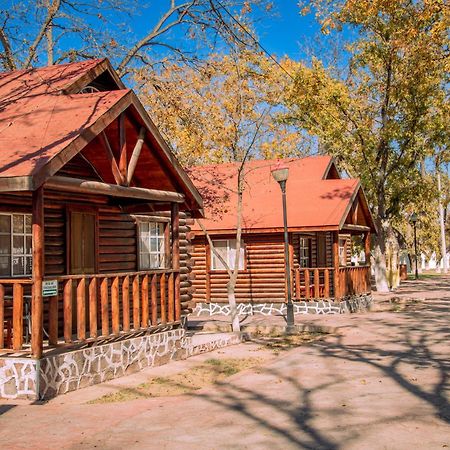 Hotel Pueblo Viejo Паррас-де-ла-Фуенте Екстер'єр фото